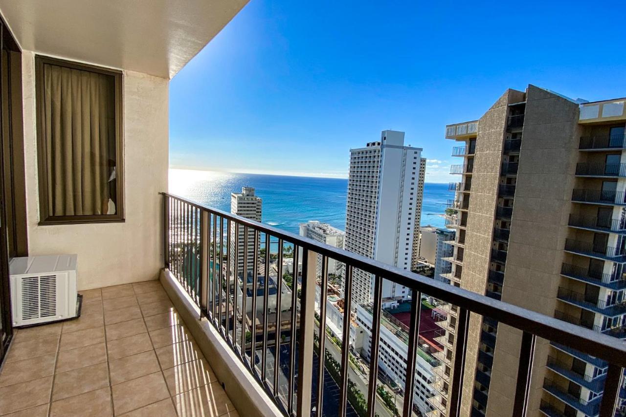 The Makai Suite At The Waikiki Banyan Гонолулу Екстер'єр фото